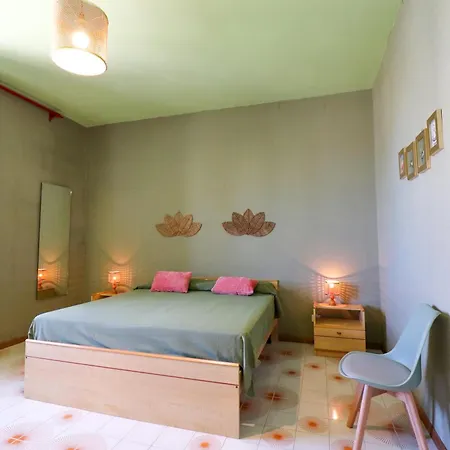 Apartmán Casa Diana Charme, Centro & Garage Ac & Wifi 6 Sleeps *