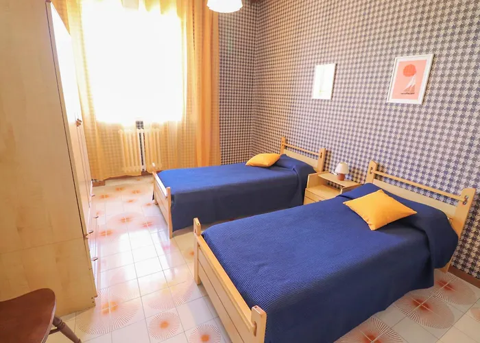 Casa Diana Charme, Centro & Garage Ac & Wifi 6 Sleeps アパート *